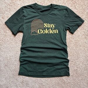 Stay Golden Graphic Tee - Green - Women’s Medium